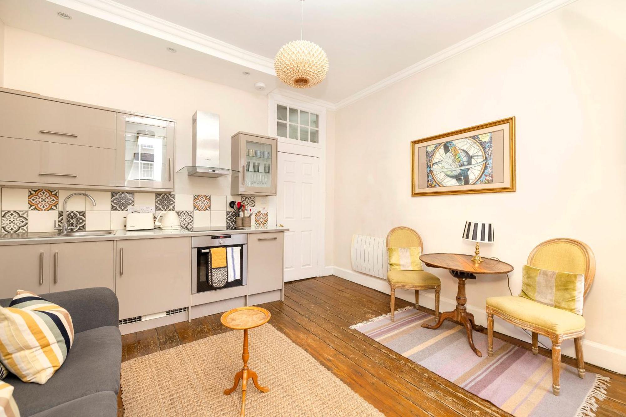 Joivy Classy Apartment Near Edinburgh Castle Екстериор снимка