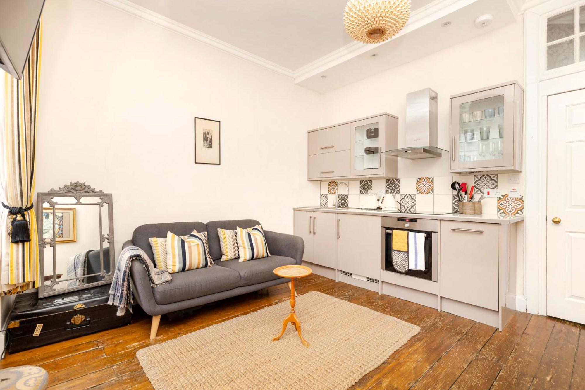 Joivy Classy Apartment Near Edinburgh Castle Екстериор снимка